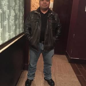 Meet your Posher, Vásquez